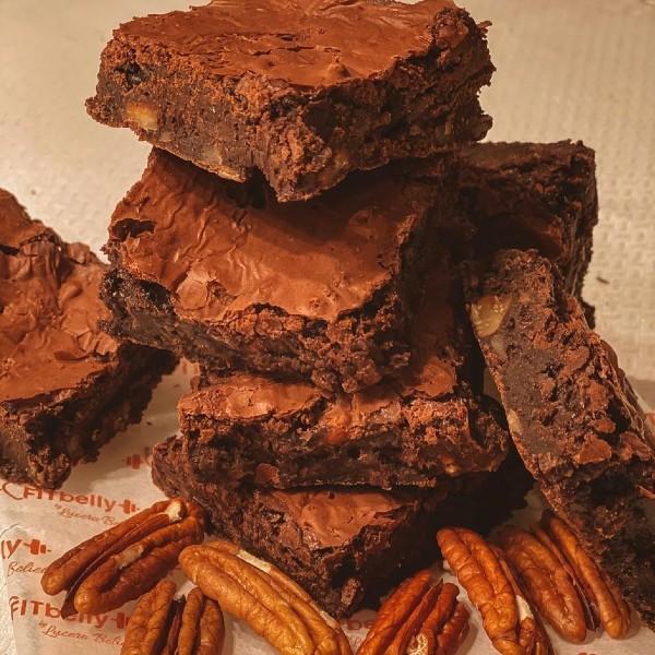 Gluten-Free Brownie with Chopped Pecans โ Coconut Sugar + Cassava Flour + Gluten-Free (4-Pack)